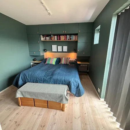 Stylish House For Rent Christmas 2025