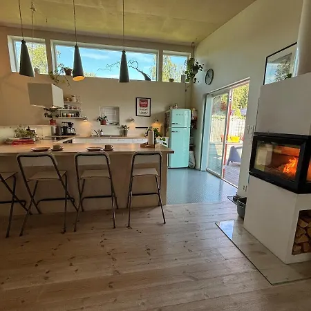 Stylish House For Rent Christmas 2025 *