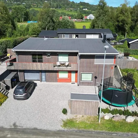 Stylish House For Rent Christmas 2025