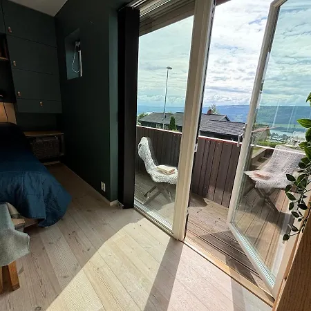 Stylish House For Rent Christmas 2025 Villaer